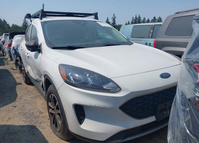 2022 FORD Escape