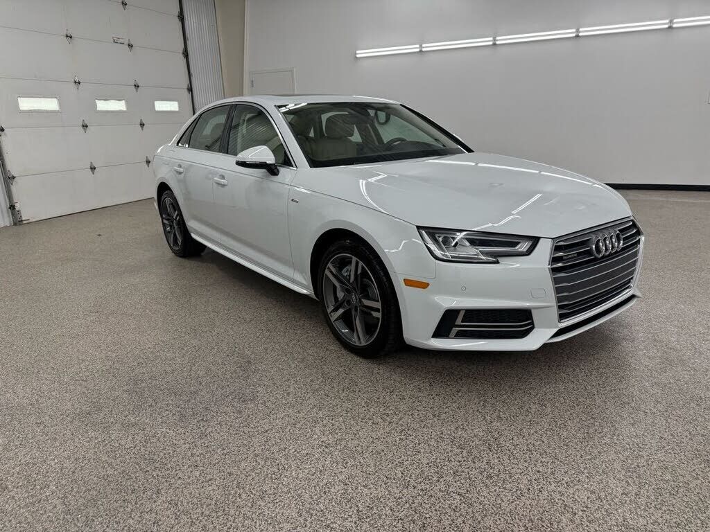 2018 AUDI A4