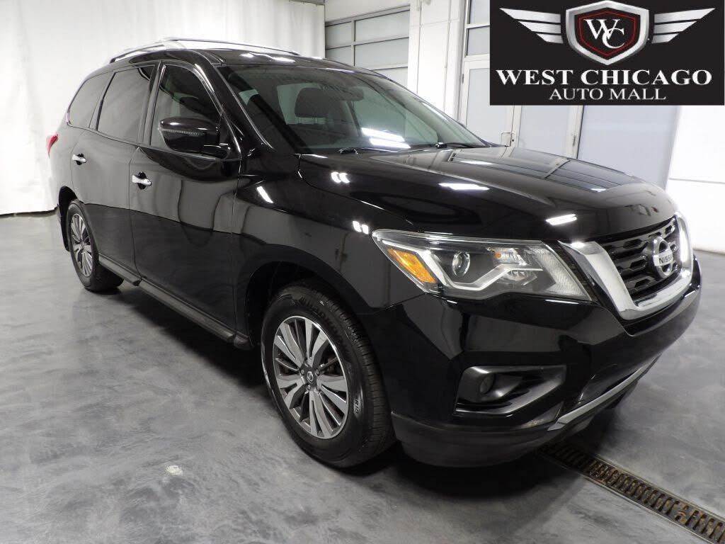 2017 NISSAN Pathfinder