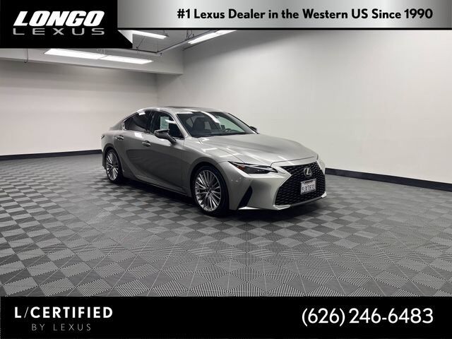 2023 LEXUS IS