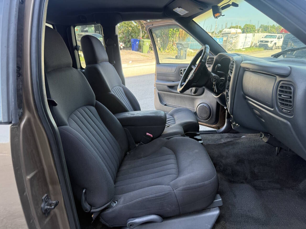 2003 CHEVROLET S-10 Pickup