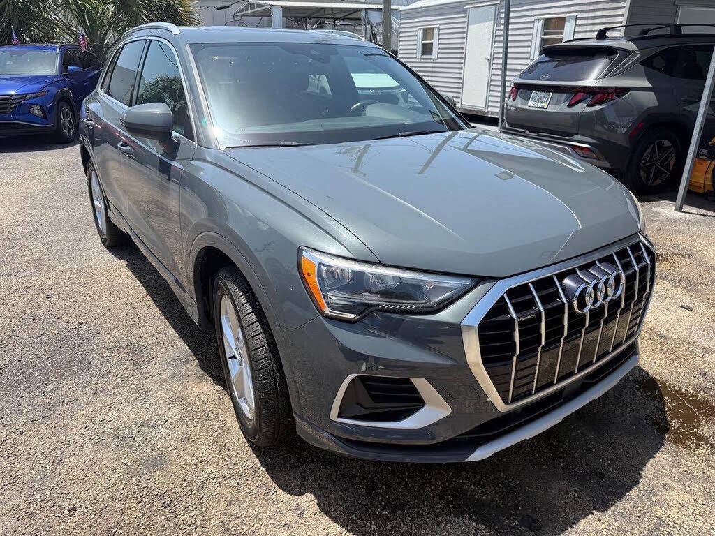 2019 AUDI Q3