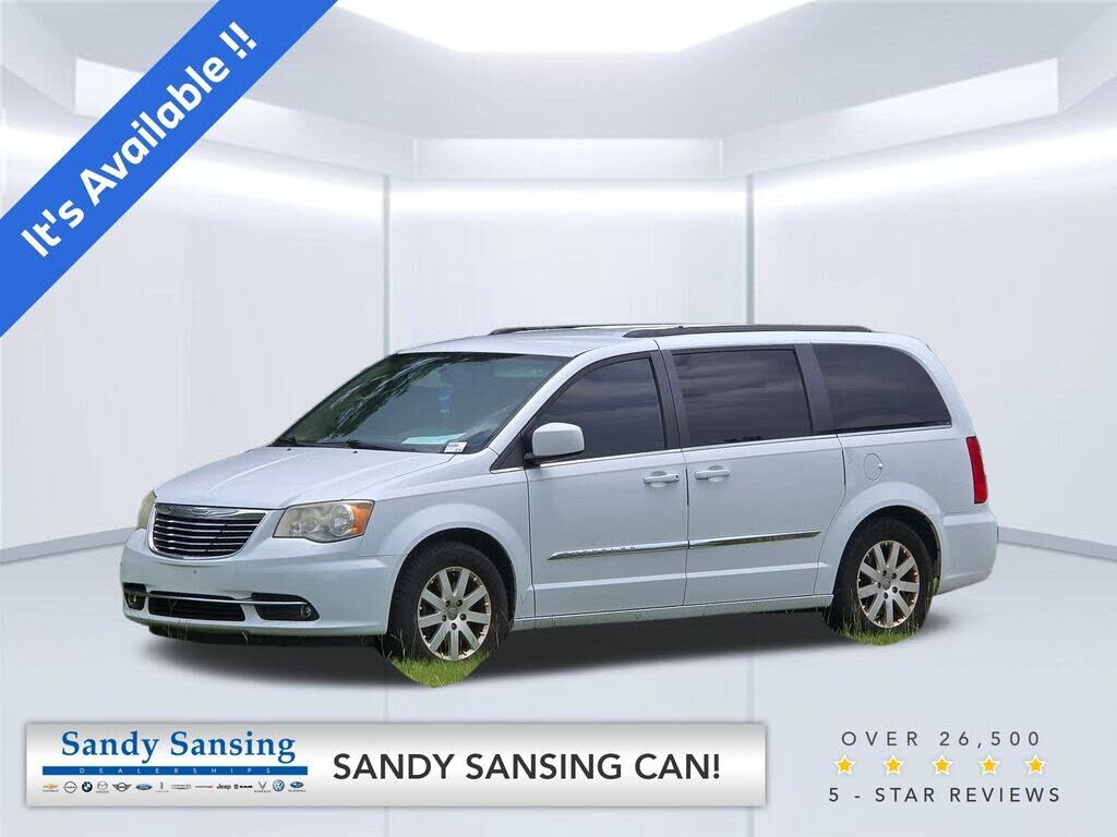 2014 CHRYSLER Town and Country