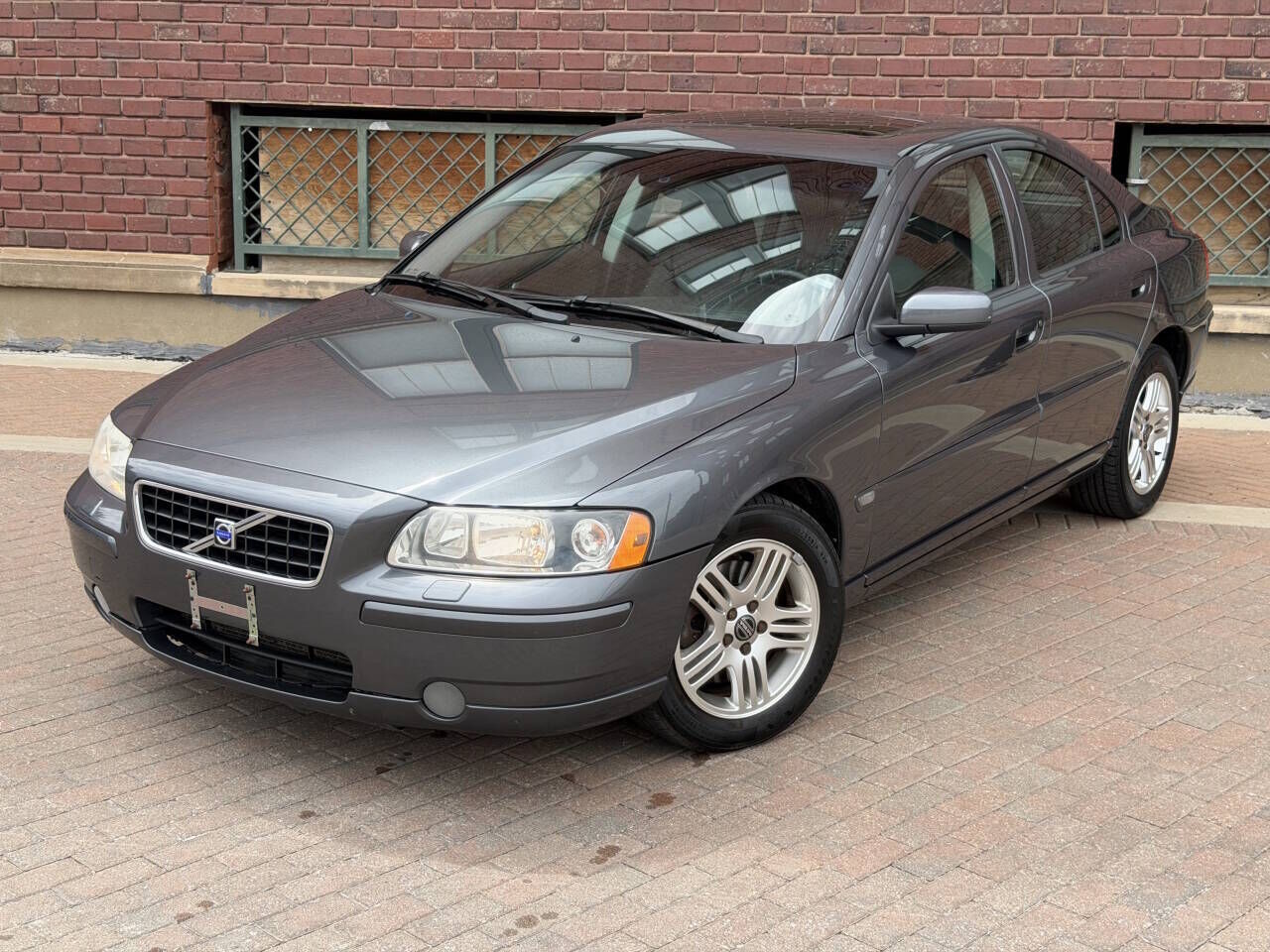 2005 VOLVO S60