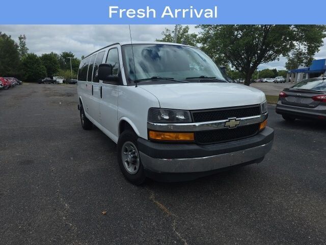 2017 CHEVROLET Express