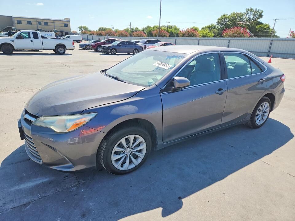 2015 TOYOTA Camry