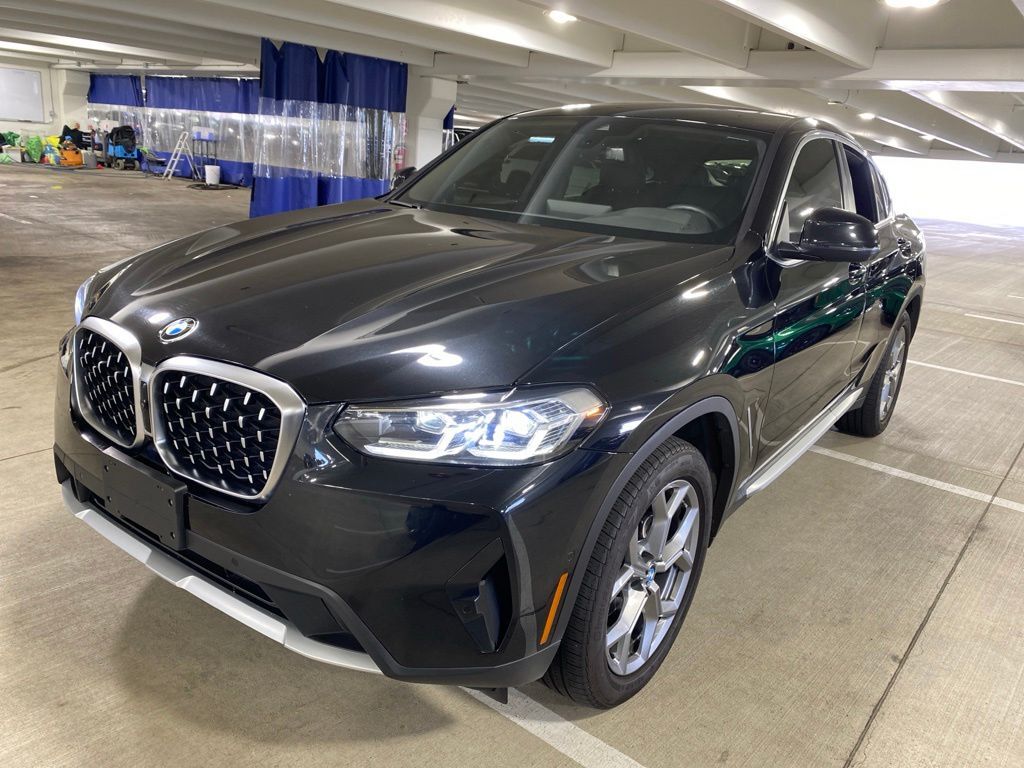 2024 BMW X4