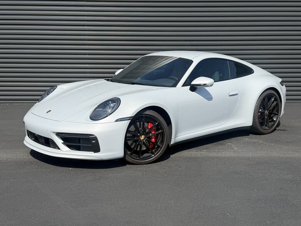 2024 PORSCHE 911