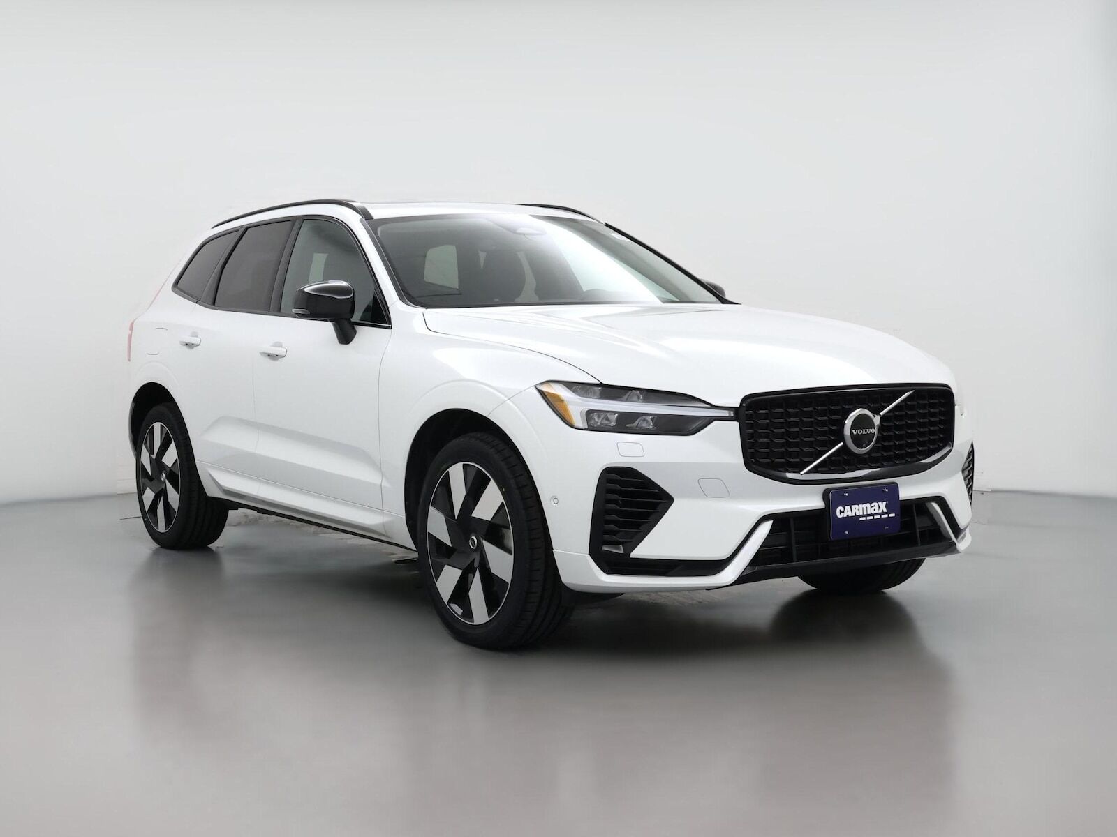 2024 VOLVO XC60