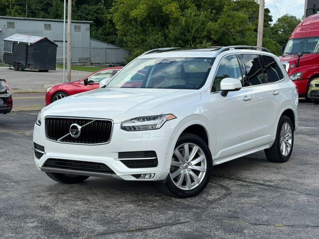 2017 VOLVO XC90