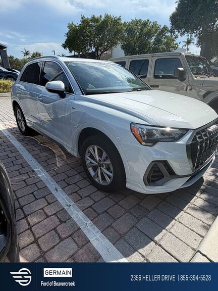 2022 AUDI Q3