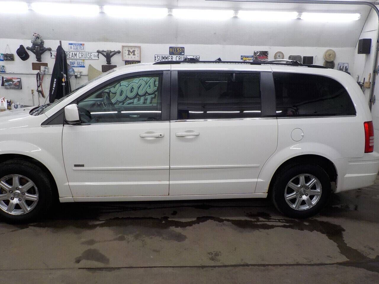 2008 CHRYSLER Town and Country