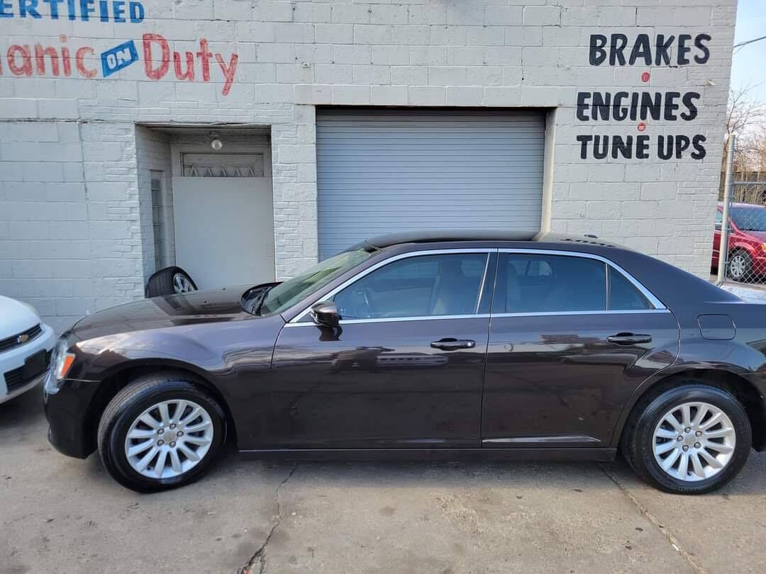 2013 CHRYSLER 300
