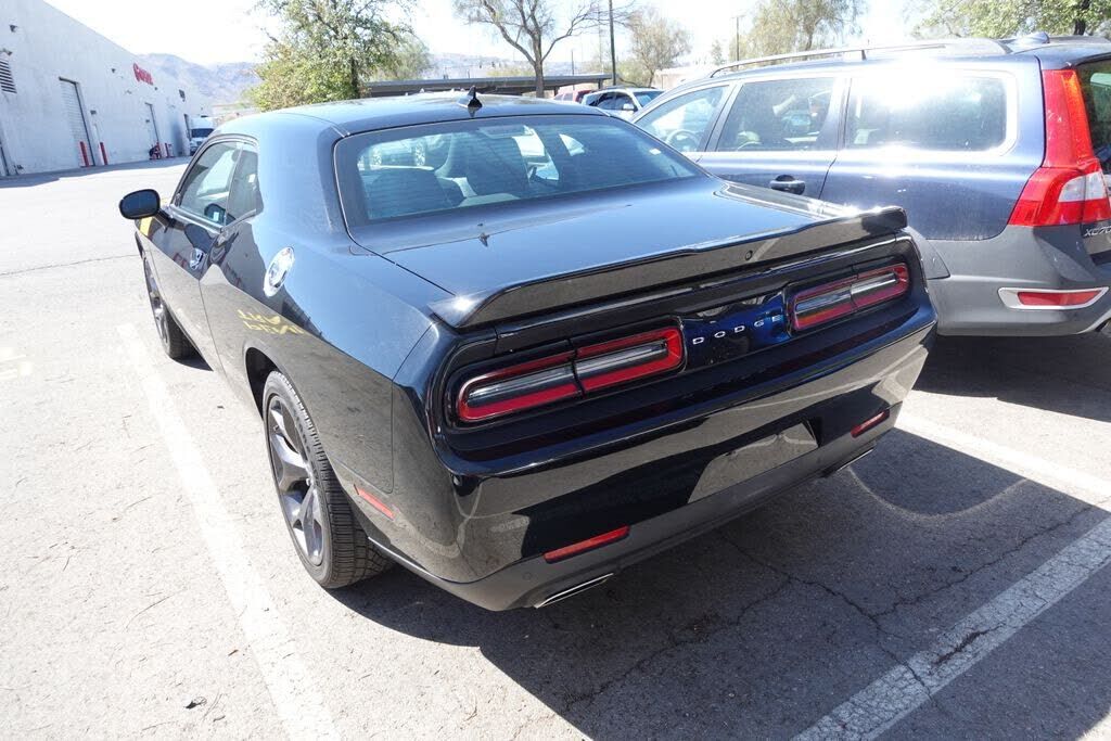 2019 DODGE Challenger
