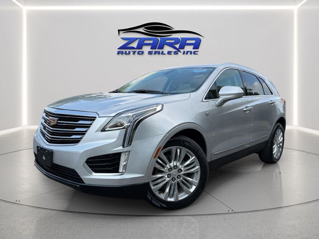 2017 CADILLAC XT5