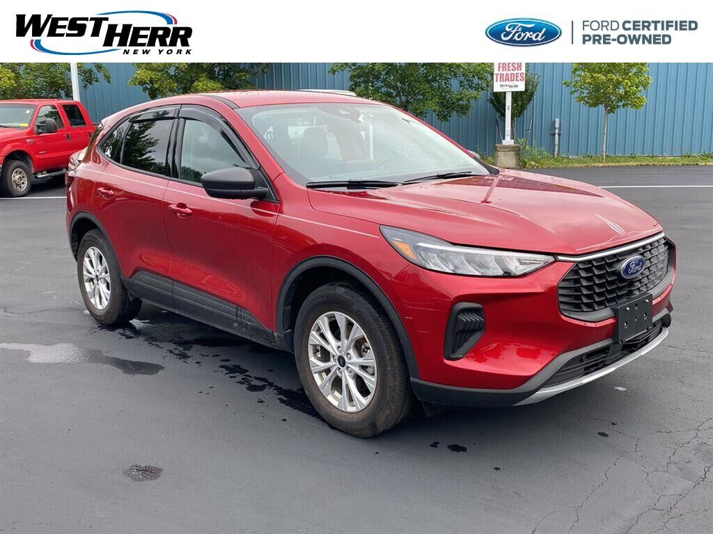 2025 FORD Escape