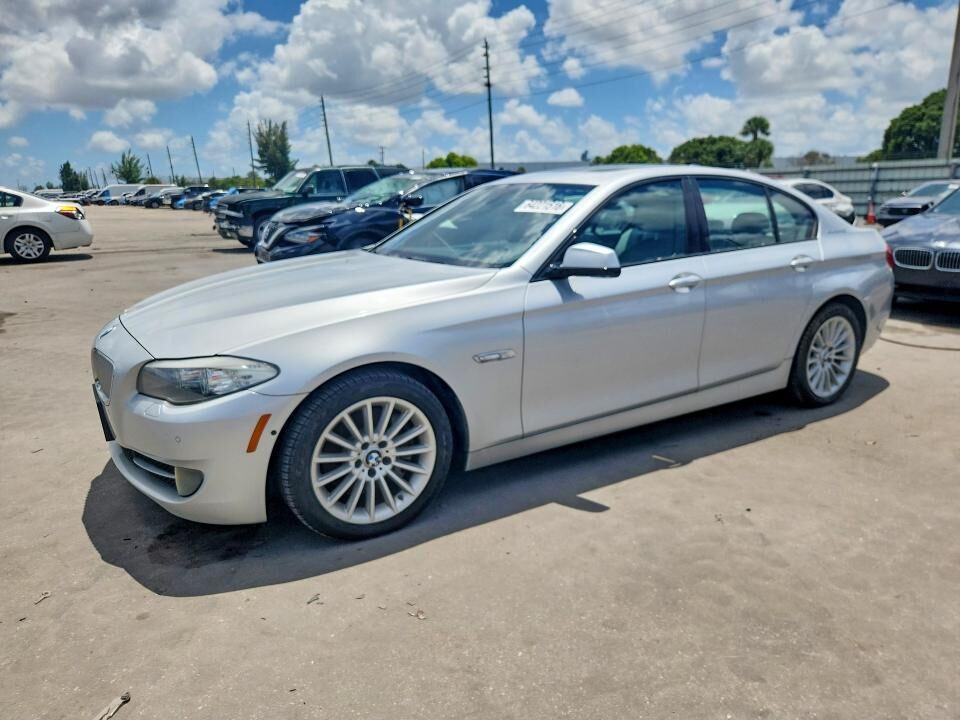 2013 BMW ActiveHybrid 5