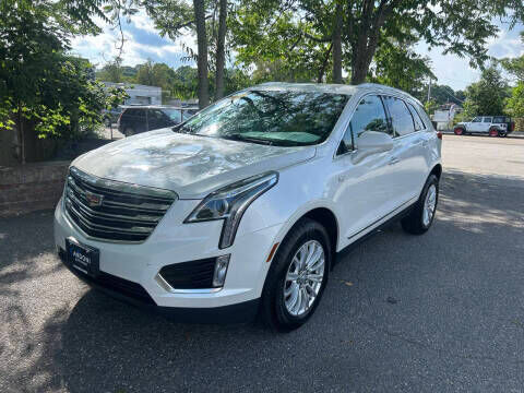2017 CADILLAC XT5