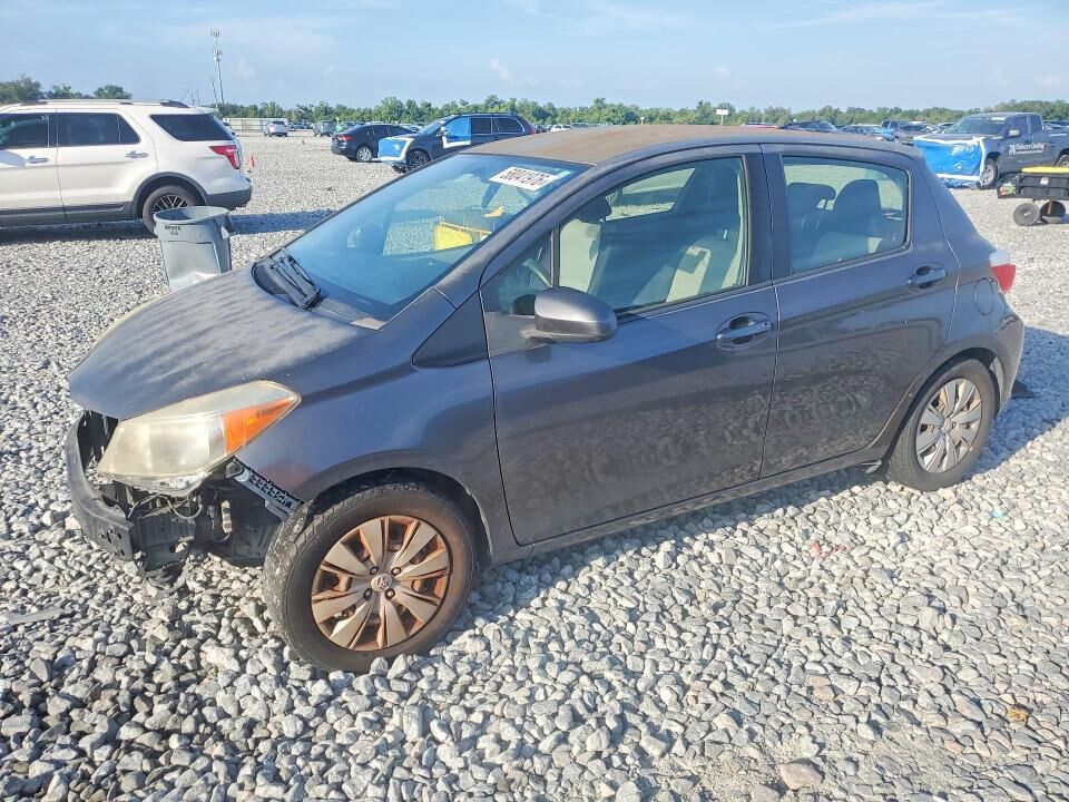 2013 TOYOTA Yaris