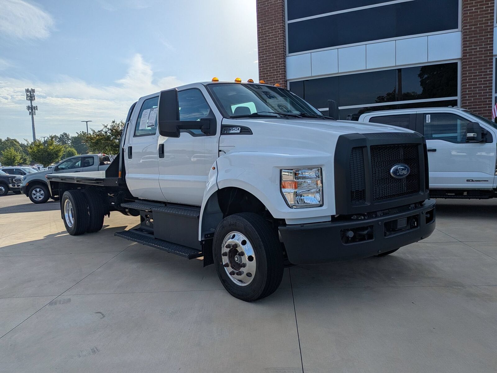2021 FORD F-650