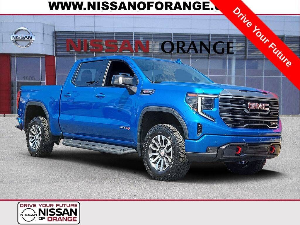 2023 GMC Sierra