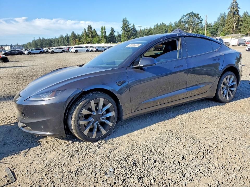 2024 TESLA Model 3