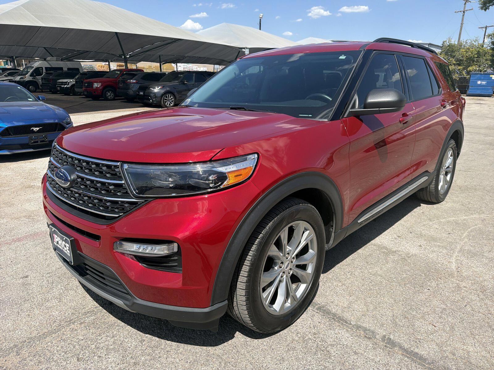 2023 FORD Explorer