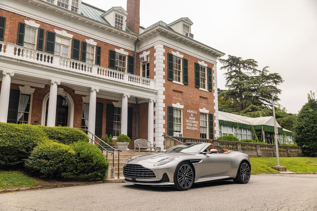 2024 ASTON MARTIN DB12