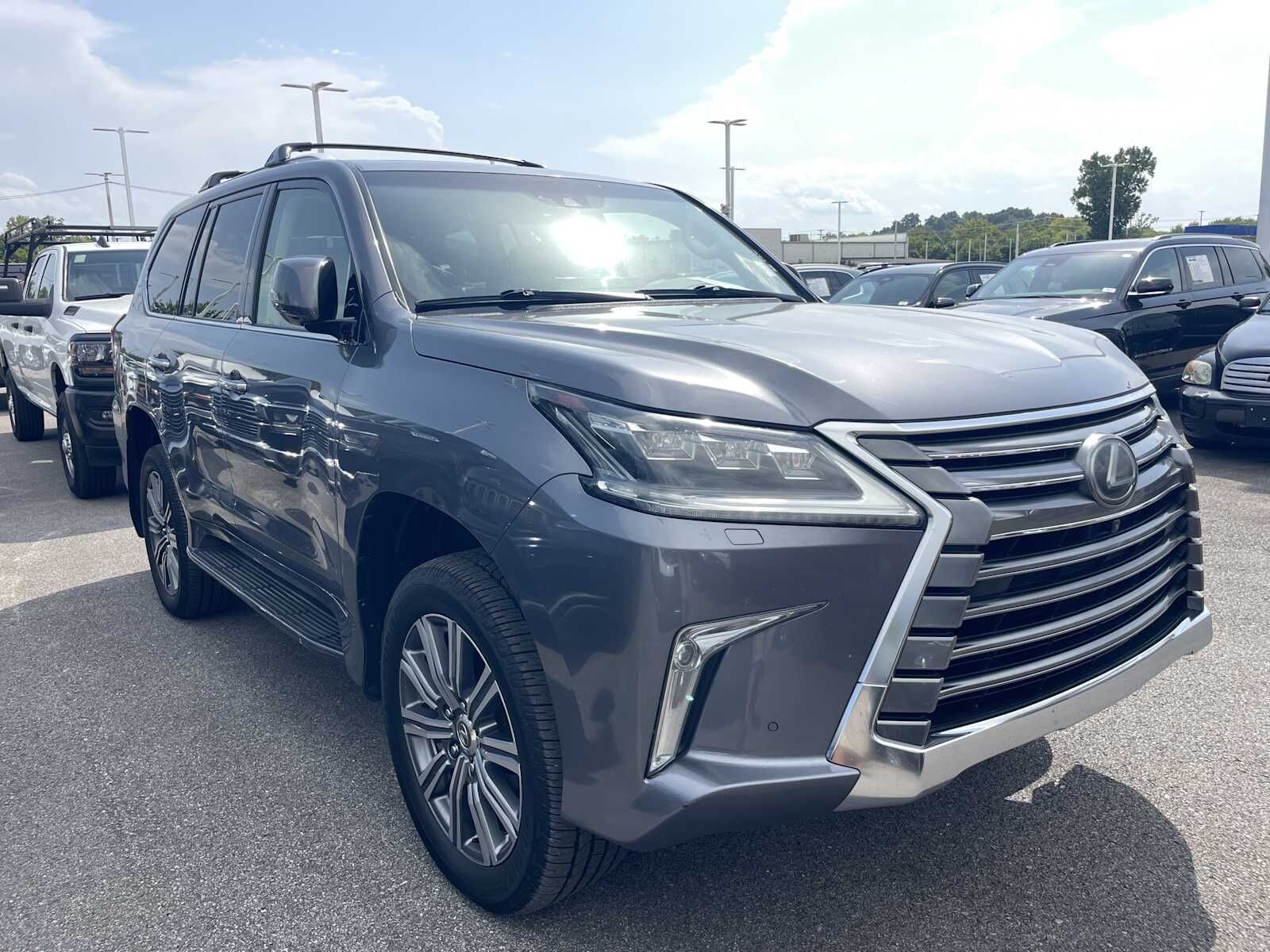 2017 LEXUS LX