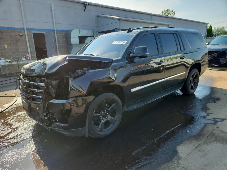 2018 CADILLAC Escalade ESV