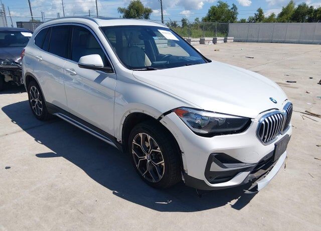 2022 BMW X1