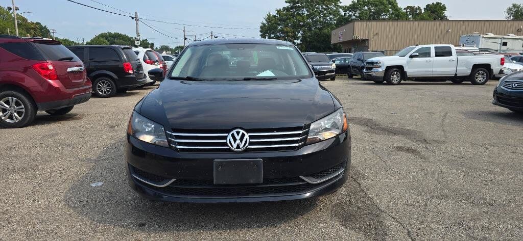 2014 VOLKSWAGEN Passat