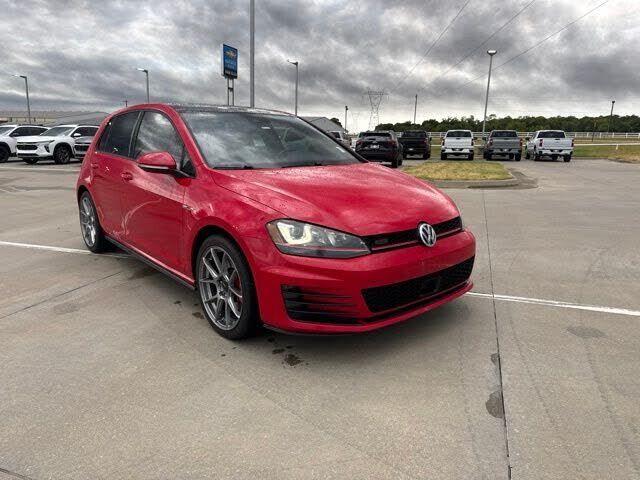 2016 VOLKSWAGEN Golf GTI