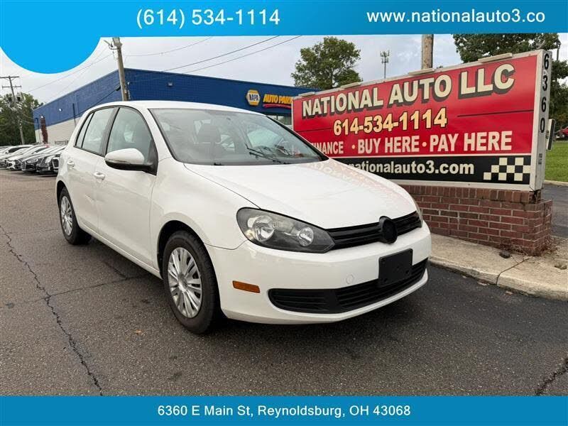 2011 VOLKSWAGEN Golf