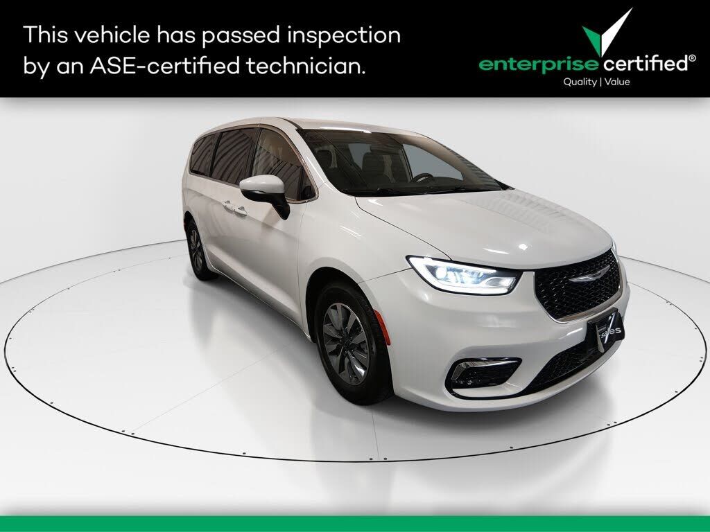 2023 CHRYSLER Pacifica