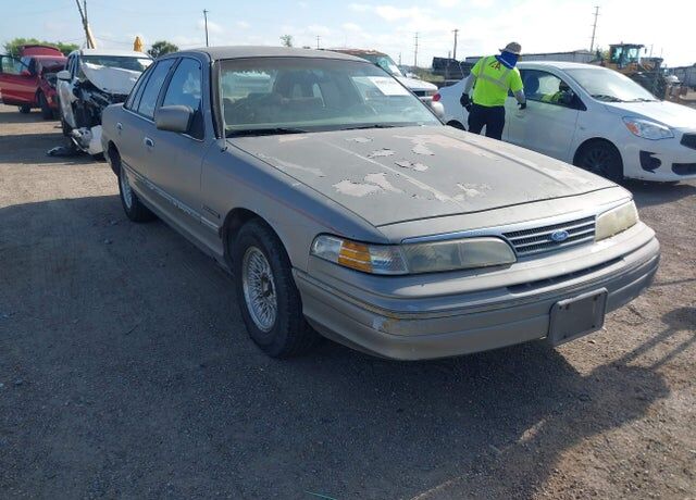 1994 FORD Crown Victoria