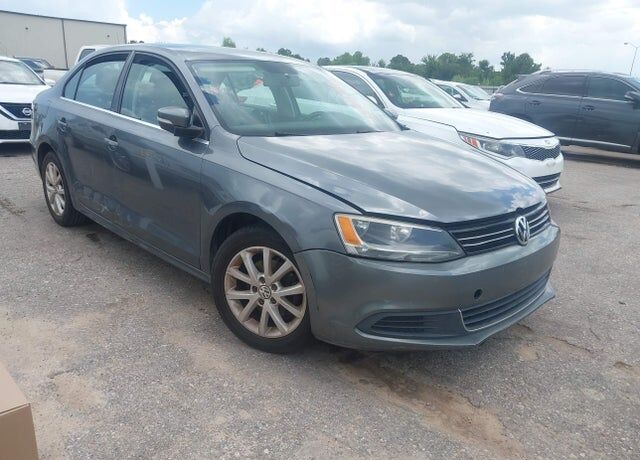 2013 VOLKSWAGEN Jetta