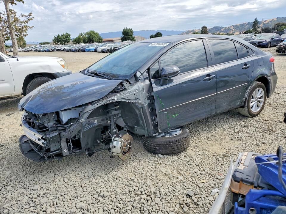 2026 TOYOTA Corolla