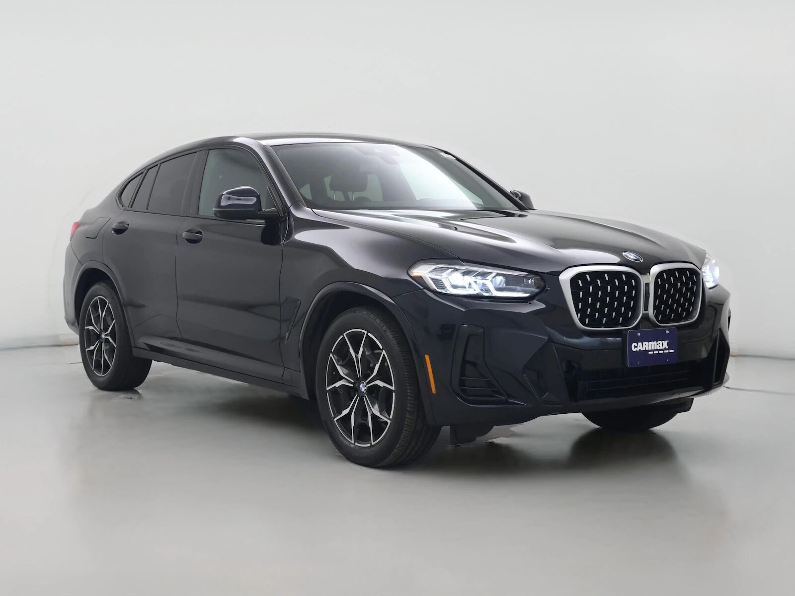 2023 BMW X4