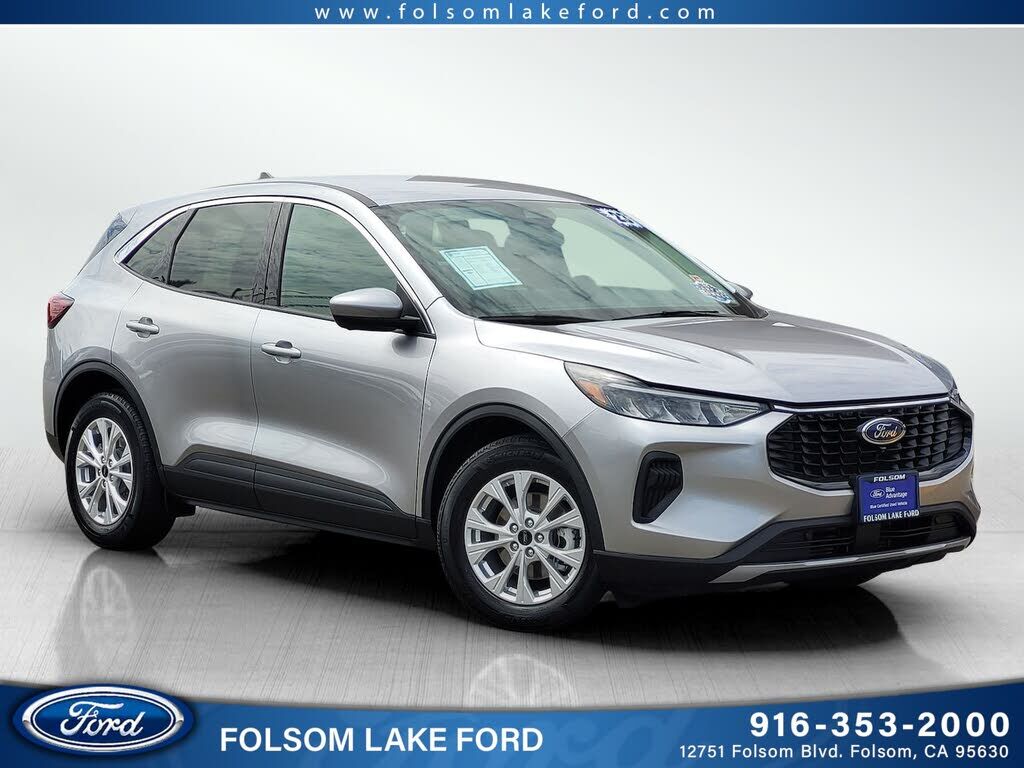 2023 FORD Escape