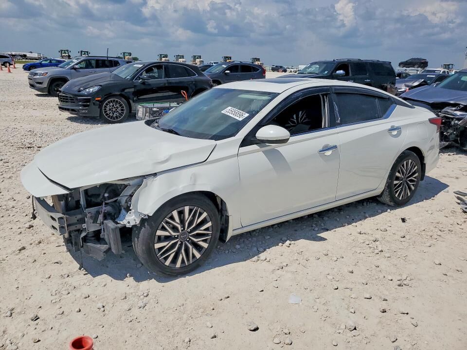 2023 NISSAN Altima