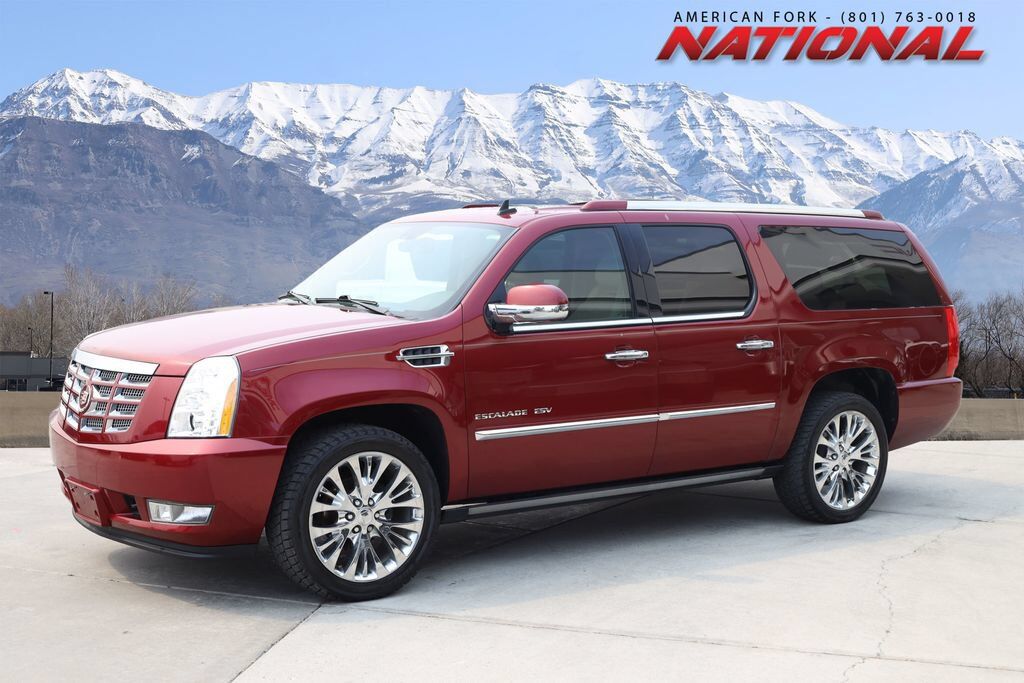 2011 CADILLAC Escalade