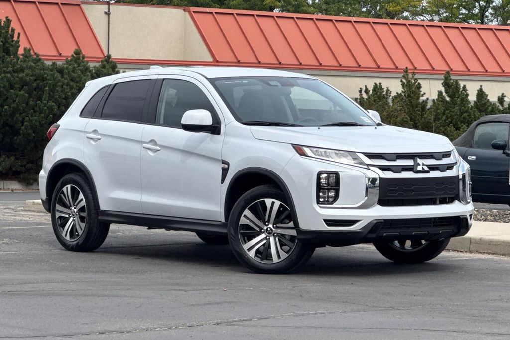 2027 MITSUBISHI Outlander Sport