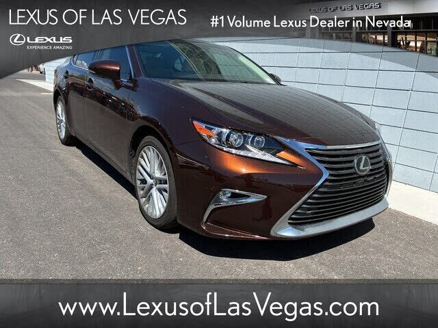 2018 LEXUS ES