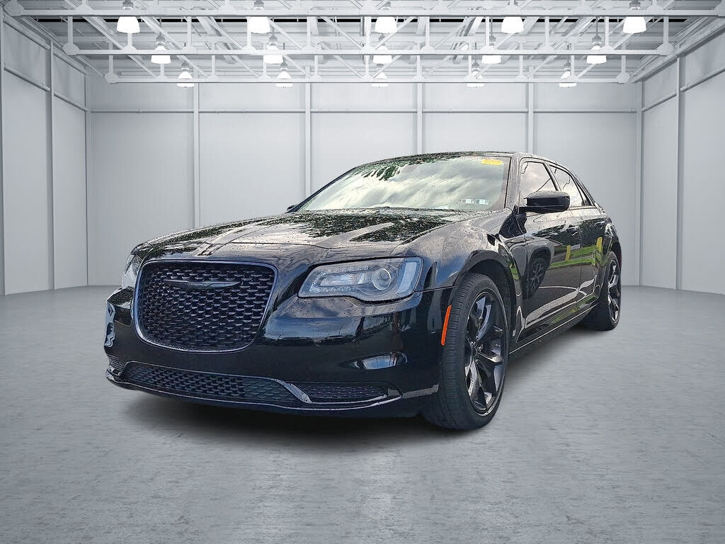 2023 CHRYSLER 300