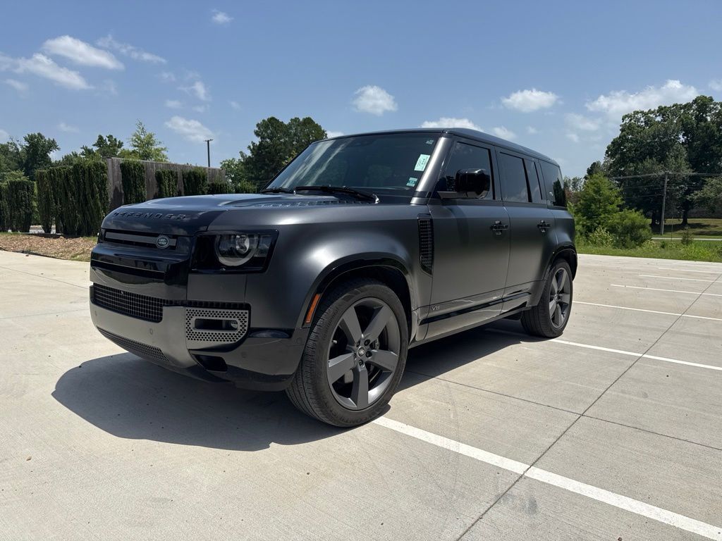 2023 LAND ROVER Defender