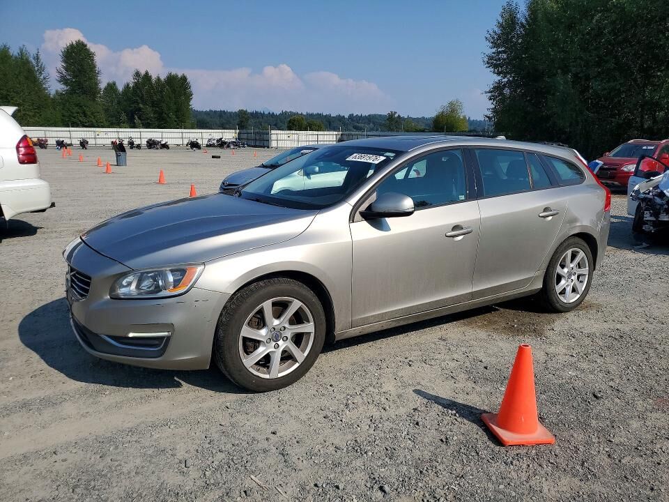 2015 VOLVO V60