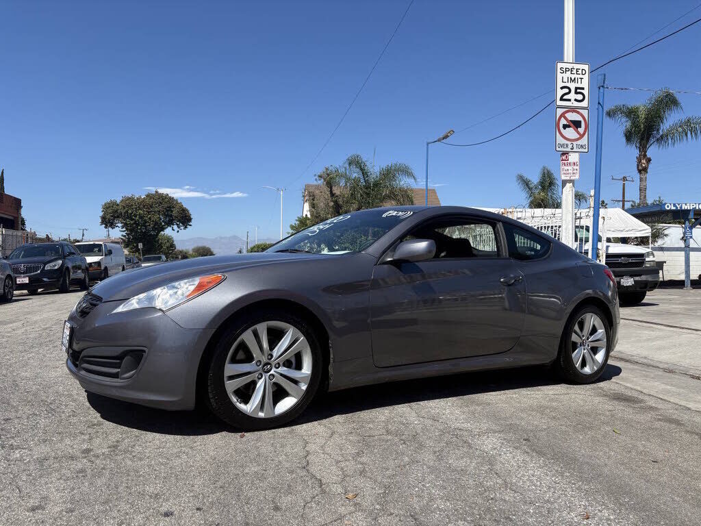 2011 HYUNDAI Genesis Coupe