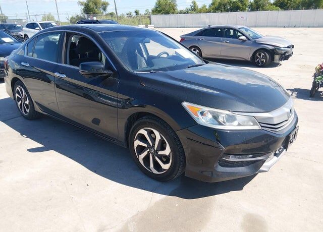 2017 HONDA Accord