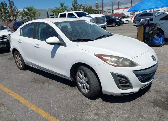 2011 MAZDA Mazda3